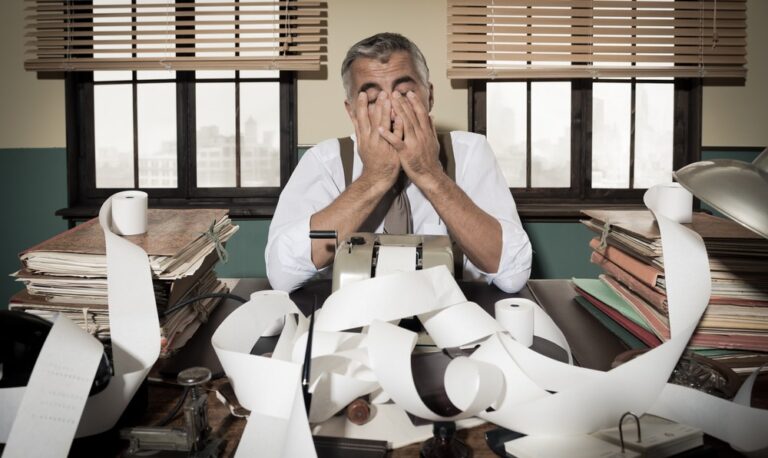 5 Common Invoicing Mistakes That Cost You Money (And Fixes)